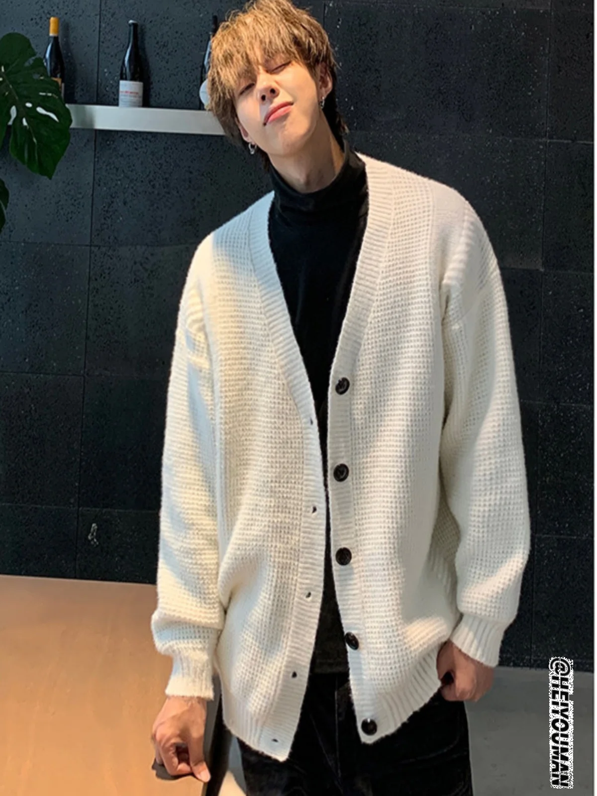 

Мужской вязаный кардиган с V-образным вырезом, повседневный, весенне-осенний свитер в корейском стиле, свободный крой, длинный рукав, модный