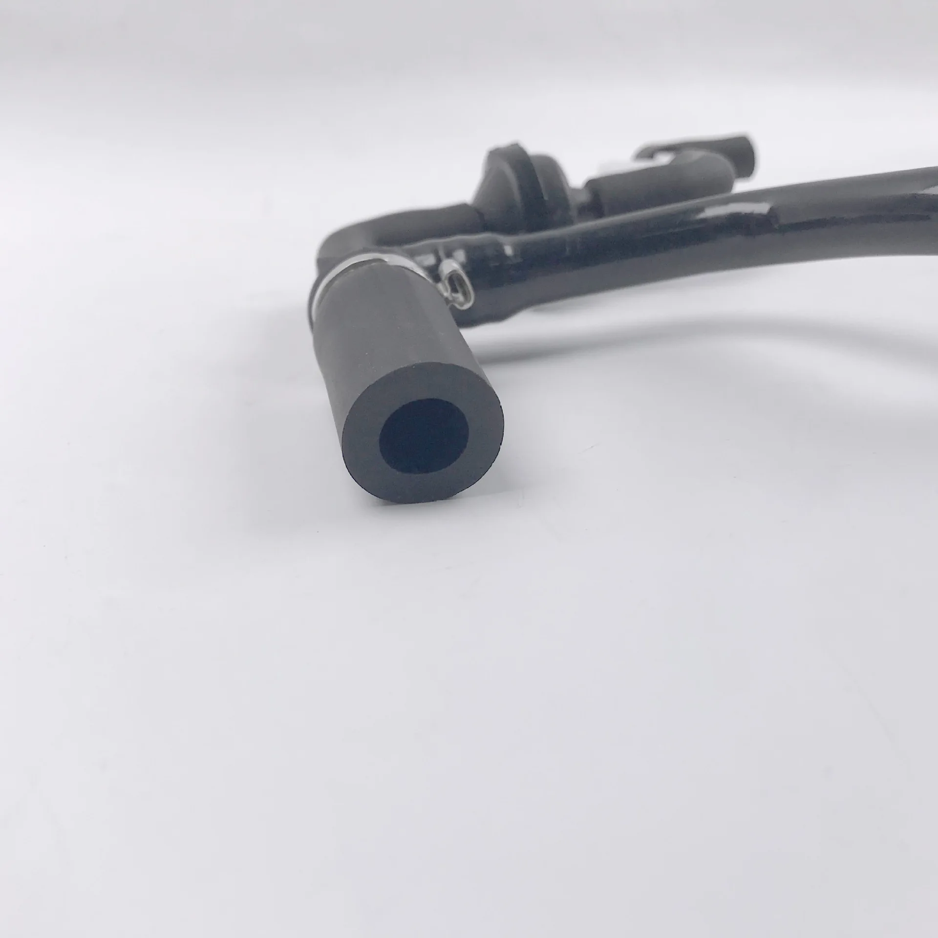 Automotive Parts Pipeline with Check Valve Vacuum Pipe 06E133773AR 8D0611813B