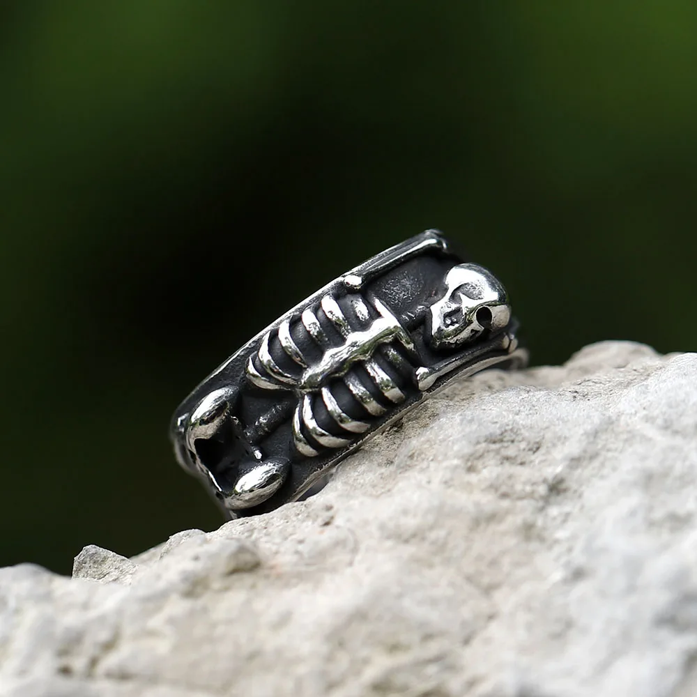 2022 NEW Men's 316L stainless steel rings Vintage Punk Biker Motorcycle SKULL Rings Aegishjalmur Jewelry Gifts free shipping
