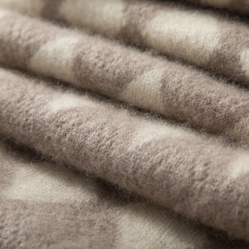 High Quality Pure Cashmere Plaid Long Scarf Unisex Winter Wrap Long Scarf Fashion Warm Cashmere Scarf For Men and Women