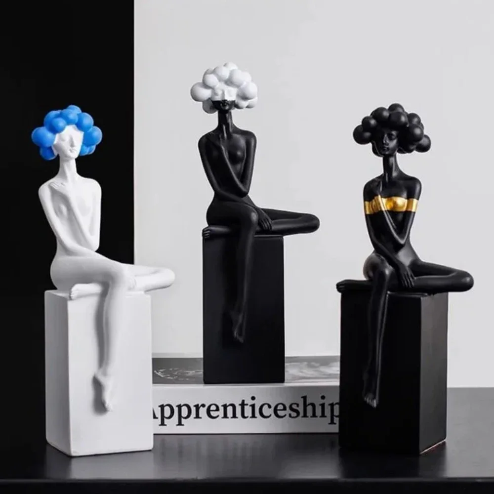 Resin Black and White Abstract Statue Creative Modern Elegant Curly Lady Statue Bust Home Decoration Aesthetic Decoration