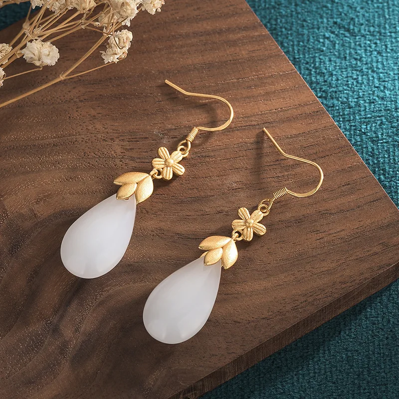 Trendy Luxury Golden Flower Stud Earrings For Women Fashion Fall Winter Jewelry Accessories Traditional Imitation Jade Earrings