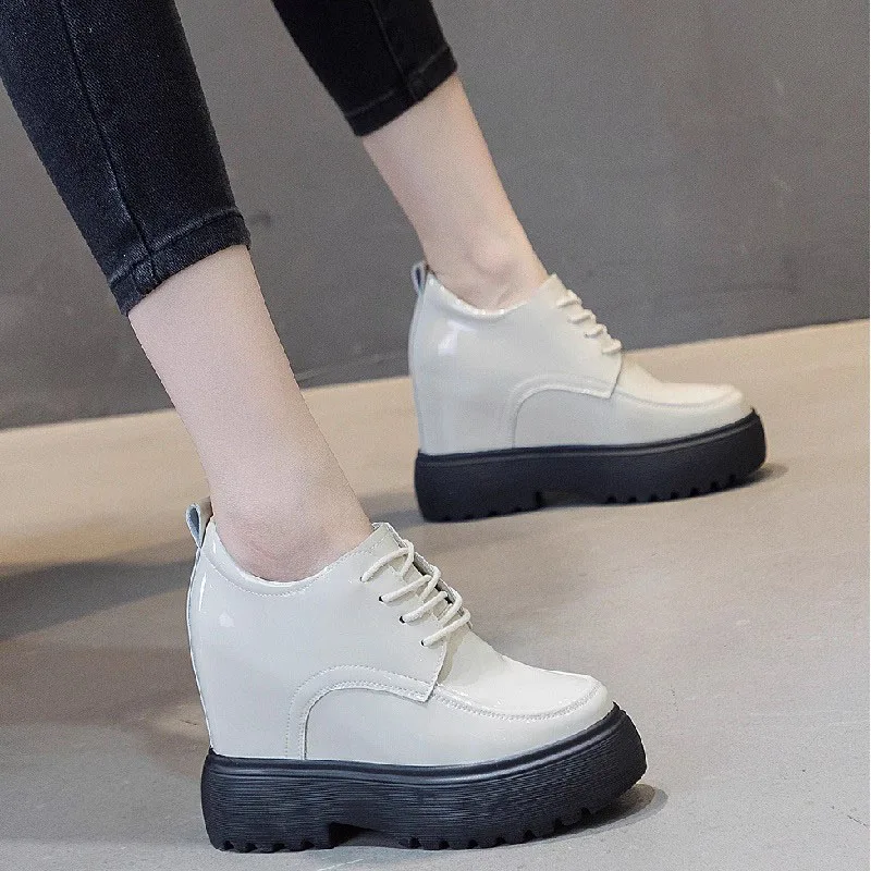 XMWRLW جلد طبيعي النساء الخريف الشتاء أحذية موضة كعب مخفي 11 سنتيمتر الإناث أسود أبيض أحذية رياضية النساء الدافئة أفخم الأحذية