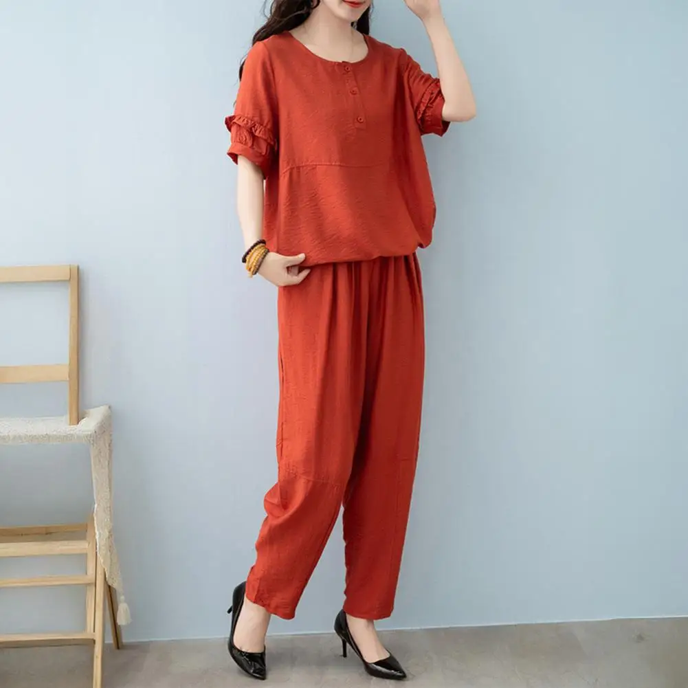 ชุดเสื้อผ้าผู้หญิงทรงหลวมชุดผ้าลินินผ้าฝ้ายผู้หญิงมีสไตล์ชุด 2 ชิ้นพร้อมกระเป๋าสําหรับฤดูร้อนผู้สูงอายุวัยกลางคนสําหรับผู้หญิง