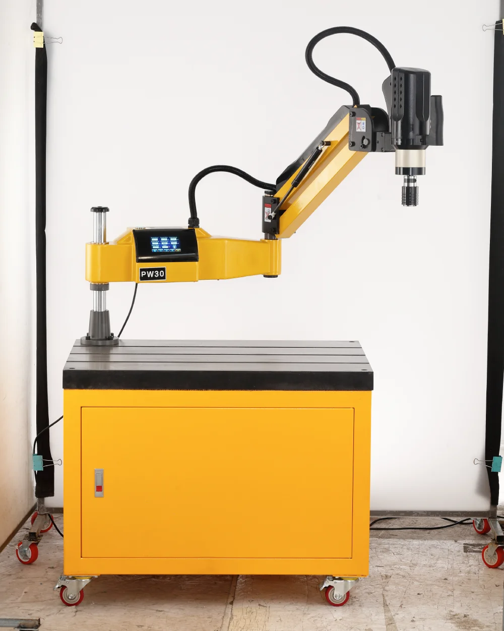 Afbeelding 3: Hydraulische elektrische taparmM3-M16 zwenkflexarm