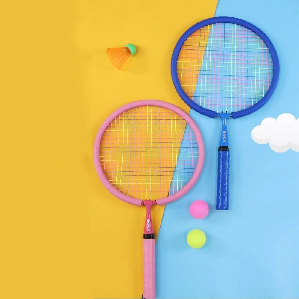 

Shock Absorbing Children Badminton Rackets Portable Lightweight Badminton Racket Set Soft Grip with 5 Balls