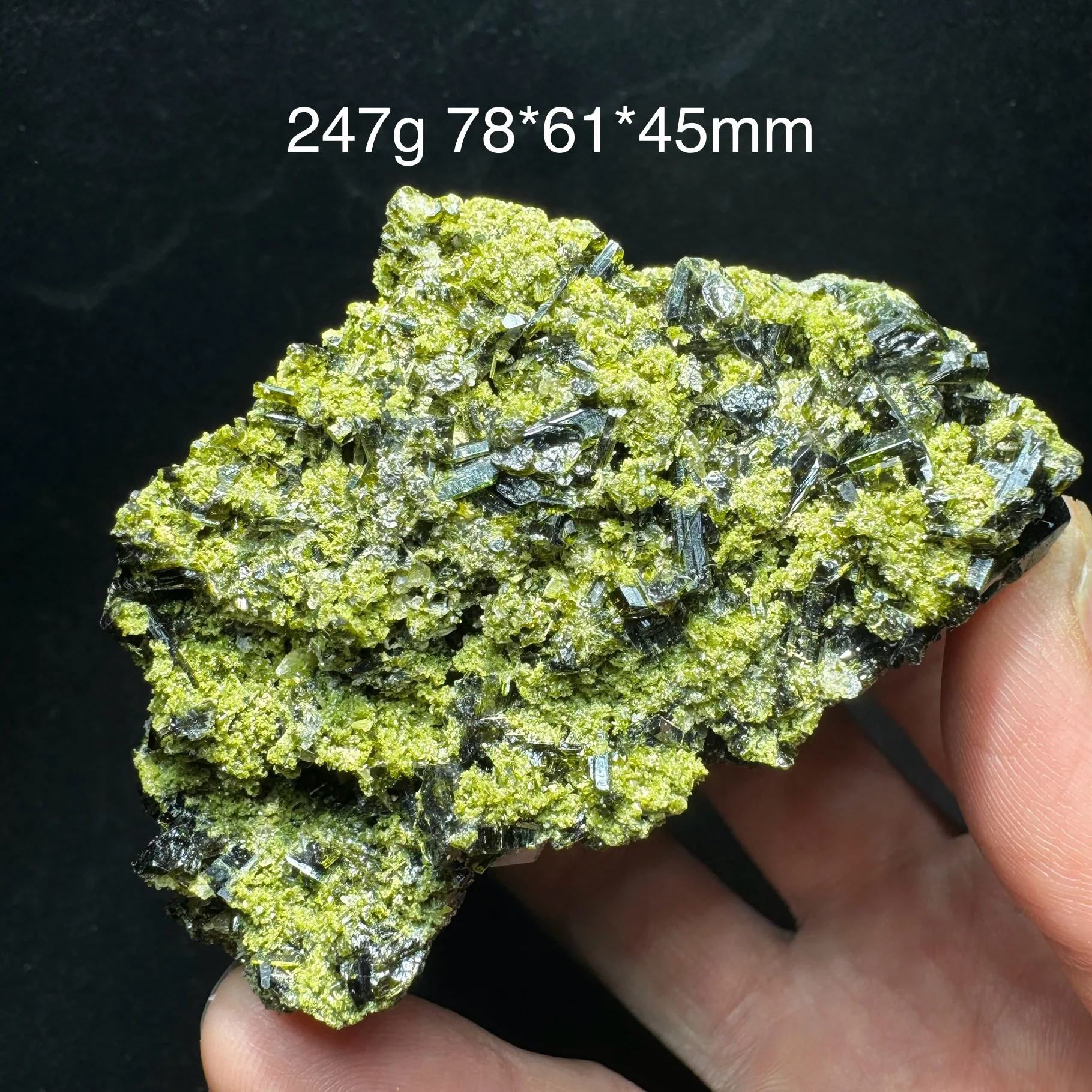 247g Natural Madagascar Shiny Green Epidote Mineral Specimen Reiki Healing Stone Crystal Home Desk Decor