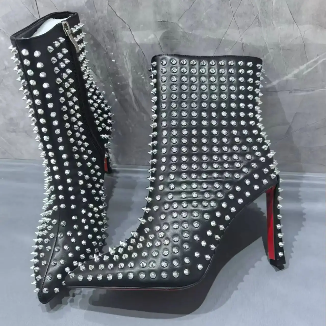 

Rivets Black Leather Botas Mujer 2024 Tendencia Red Sole Pointed Toe Short Boots For Women Stiletto High Heels Modern Slim Shoes