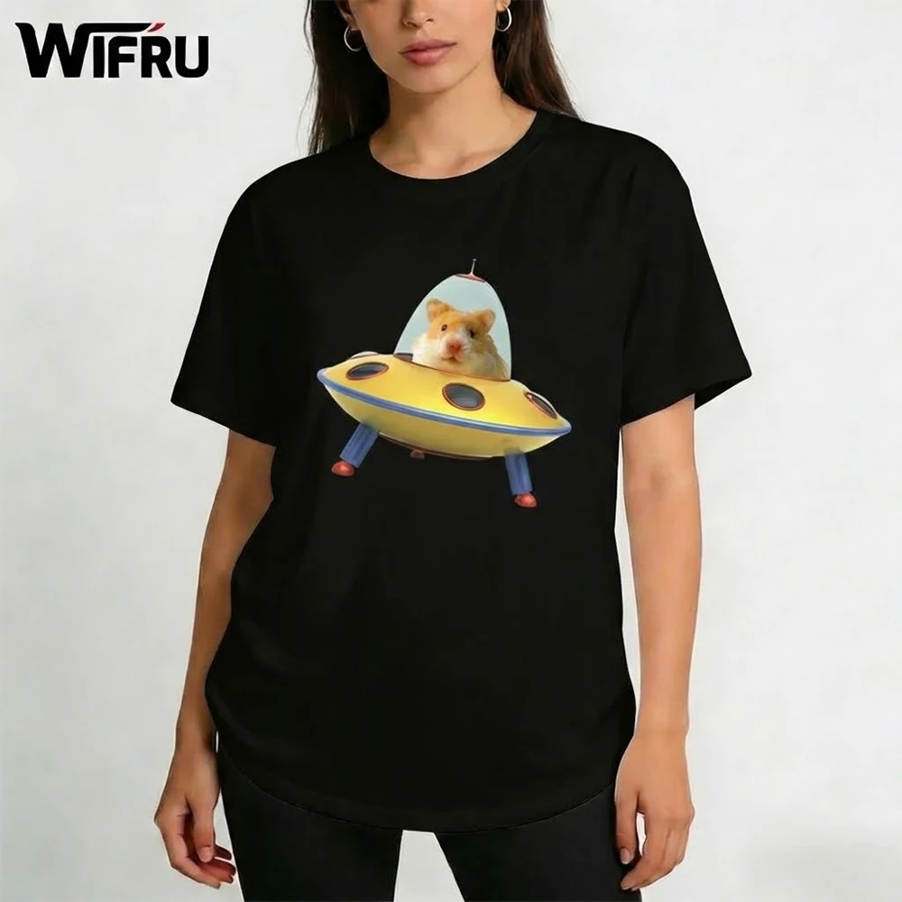 

Funny Cute Hamster UFO Print T-Shirt Women's Kawaii Cartoon Graphic Short Sleeve Casual Streetwear Harajuku Aesthetic Loose Top