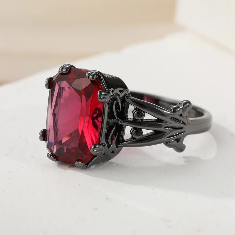 Vintage-Ring für Damen in schwarzer Farbe mit eingelegtem roten CZ, umwerfende, handgeschnitzte Geometrie, hohl, für den täglichen Gebrauch, Party-Schmuck, Jahrestagsgeschenk – Detail 2