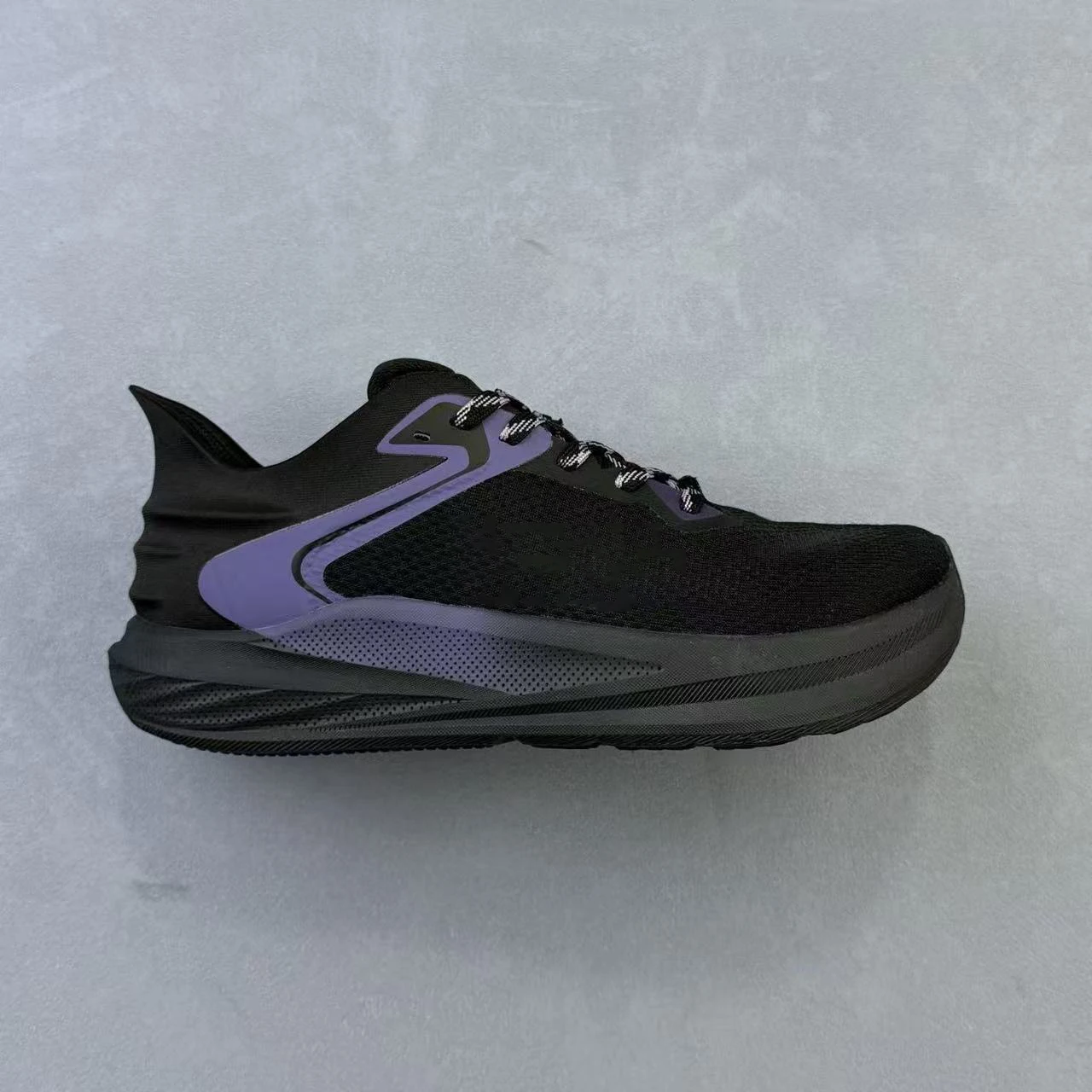 

2025 New Men's Running Shoes Comfortable Training Shoes Designer Outdoor Sports Shoes Men's Soft-soled Walking Jogging Shoes