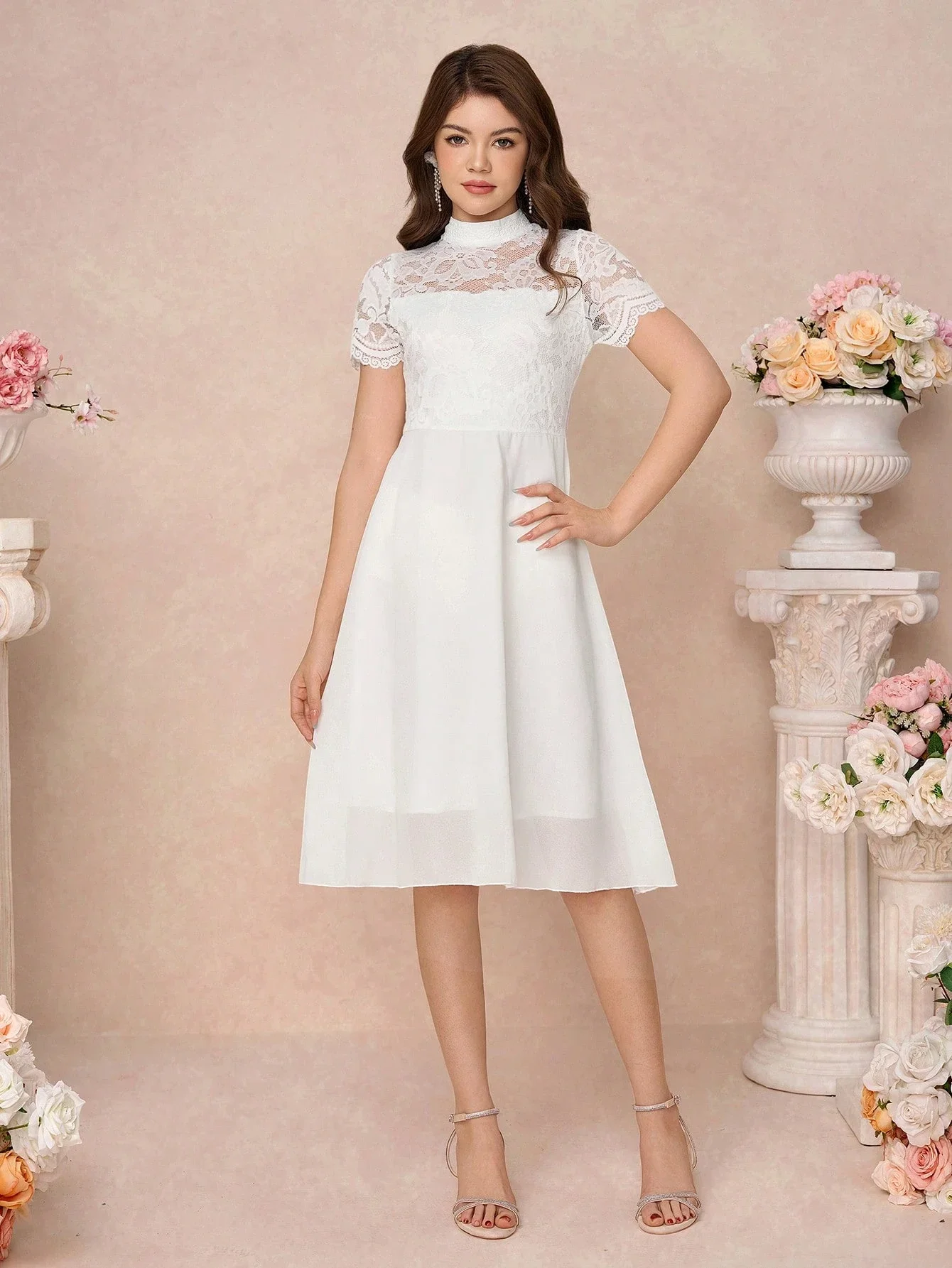 

Белое кружевное шифоновое платье А-силуэта миди для свадебной вечеринки и торжественных мероприятий