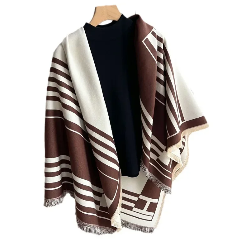 Рисунок 5 - Женский шарф в полоску