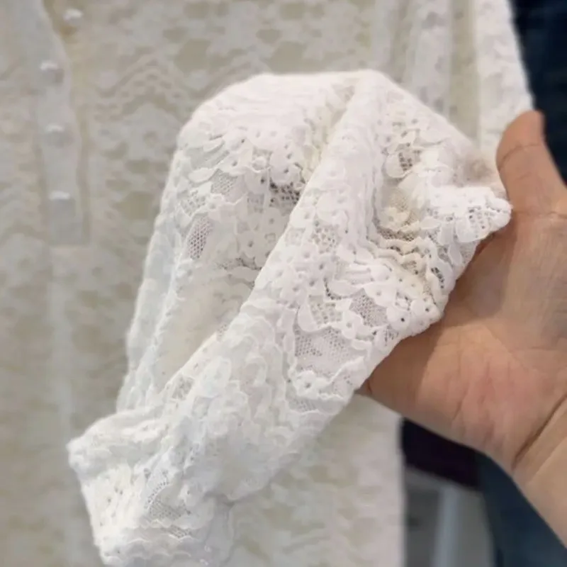 2025 الدانتيل مقنعين الحياكة للنساء الخريف الصوف مبطن كم طويل الكورية الأبيض هوديي الحلو الطباعة الكاملة زر شيك البلوز