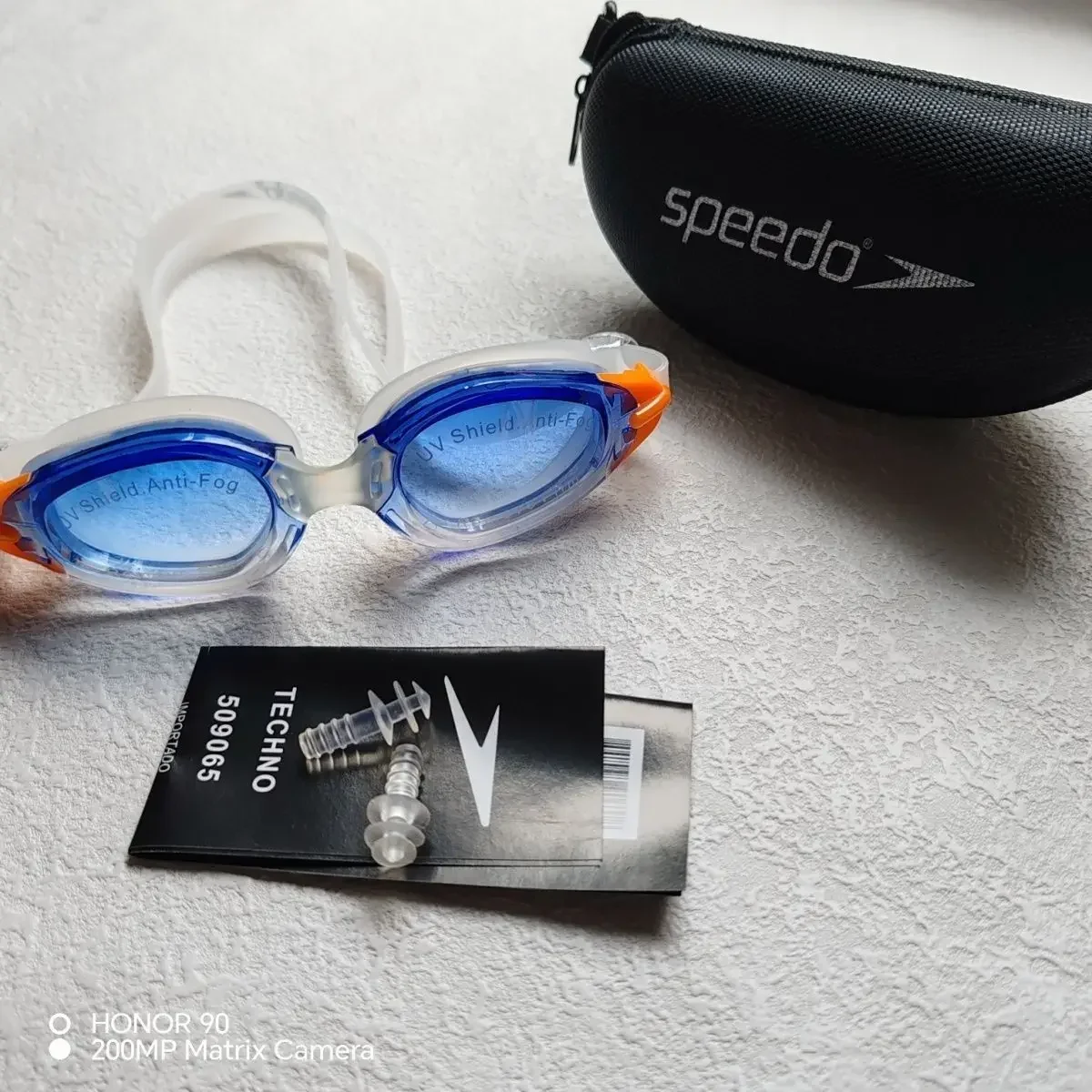 

Speedo high-definition anti fog and anti fog swimming goggles, suitable for adults aged 10 and above swimming goggles