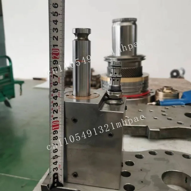 Cilindri a gancio rapido GJEM per accoppiatori a gancio rapido inclinabili