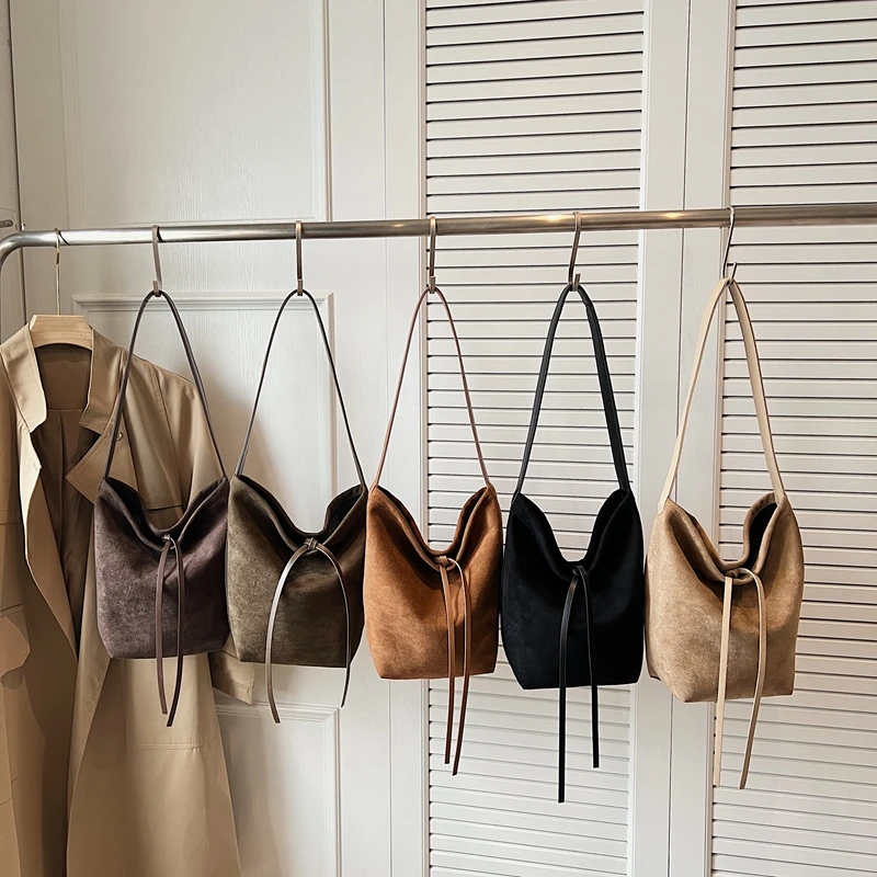 

Новые повседневные модные однотонные сумки-ведра из искусственной замши, 2026, популярные модные женские сумки через плечо большой вместимости