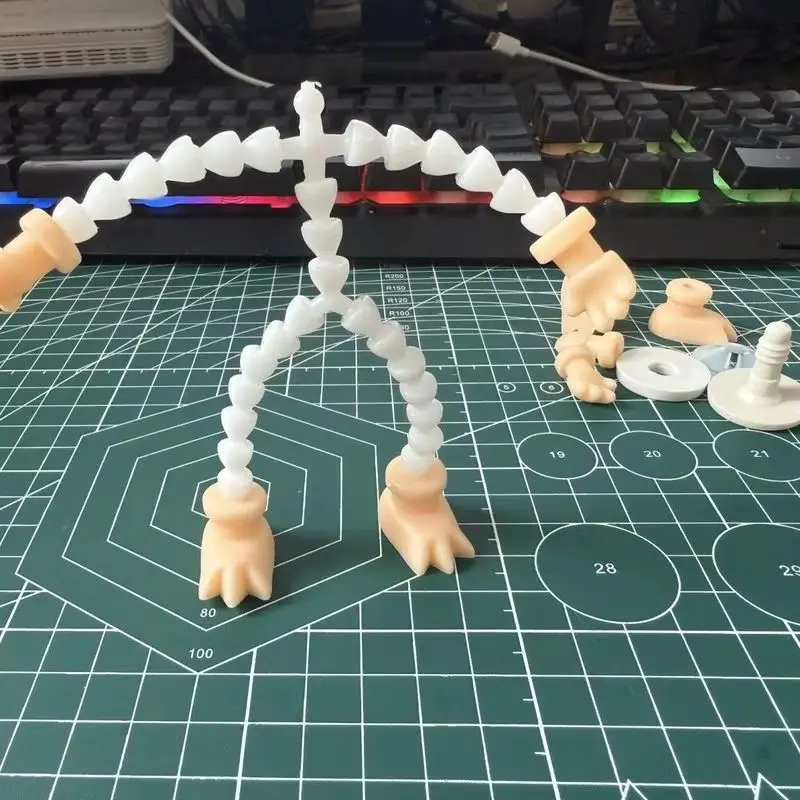 Zestaw szkieletu dla lalek DIY Labubu z ruchomymi stawami, rękami i stopami, akcesoria do modyfikacji i personalizacji dla entuzjastów zabawek.