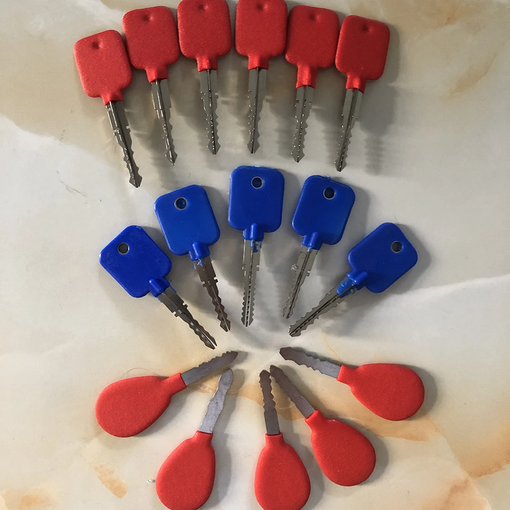 Different Stainless Steel Keys and Beginner Training Auto Door Common Keys Master Key Locksmith Tools