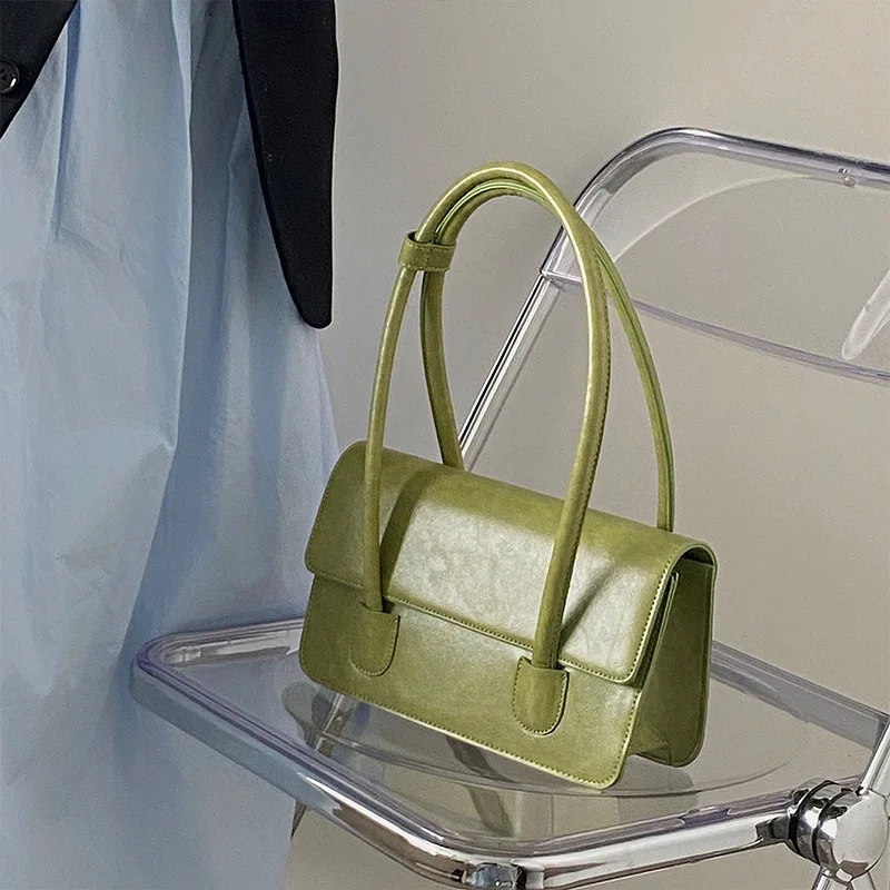 

2026 Women Bag Oil Wax Leather Shoulder Bag Senior Fashion Bean Green Underarm Messenger Bag Handbags and Purse