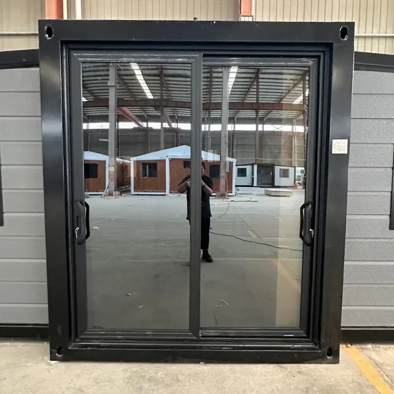 Customized Granny Flat Steel 20ft 40ft Luxury Prefab Villa Foldable Expandable Container House Prefabricated Portable Home 2 3 4