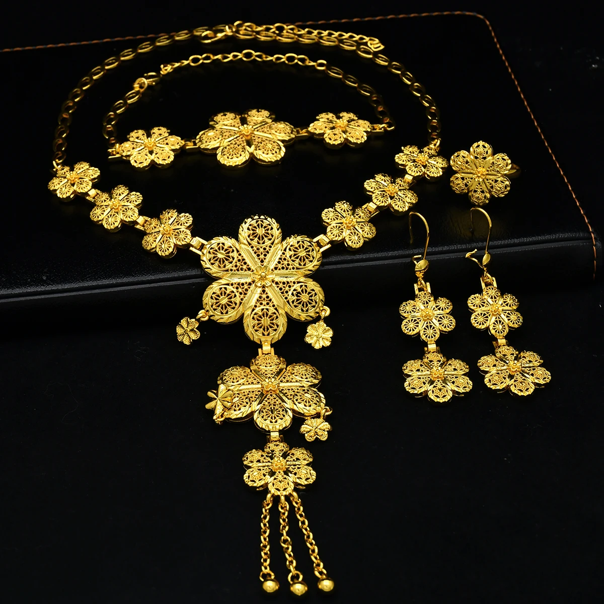Nigerian Flower 24k Gold Plated Jewelry Set for Women Costume Dubai Indian Bridal Necklace Earrings Sets  Wedding Party Gift