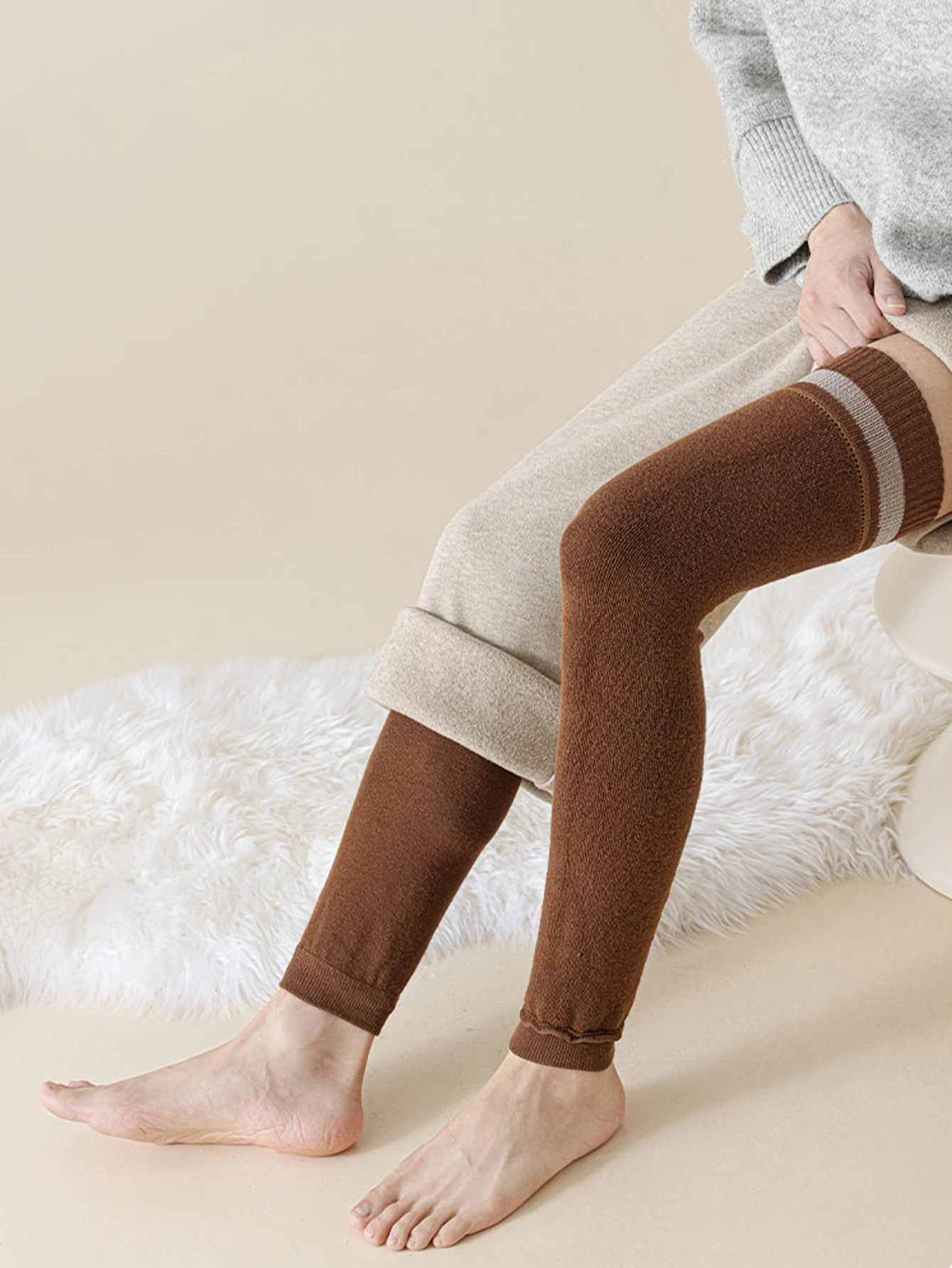 1/2/3/4 أزواج من الجوارب الرجالية السميكة والدافئة التي تصل إلى الركبة