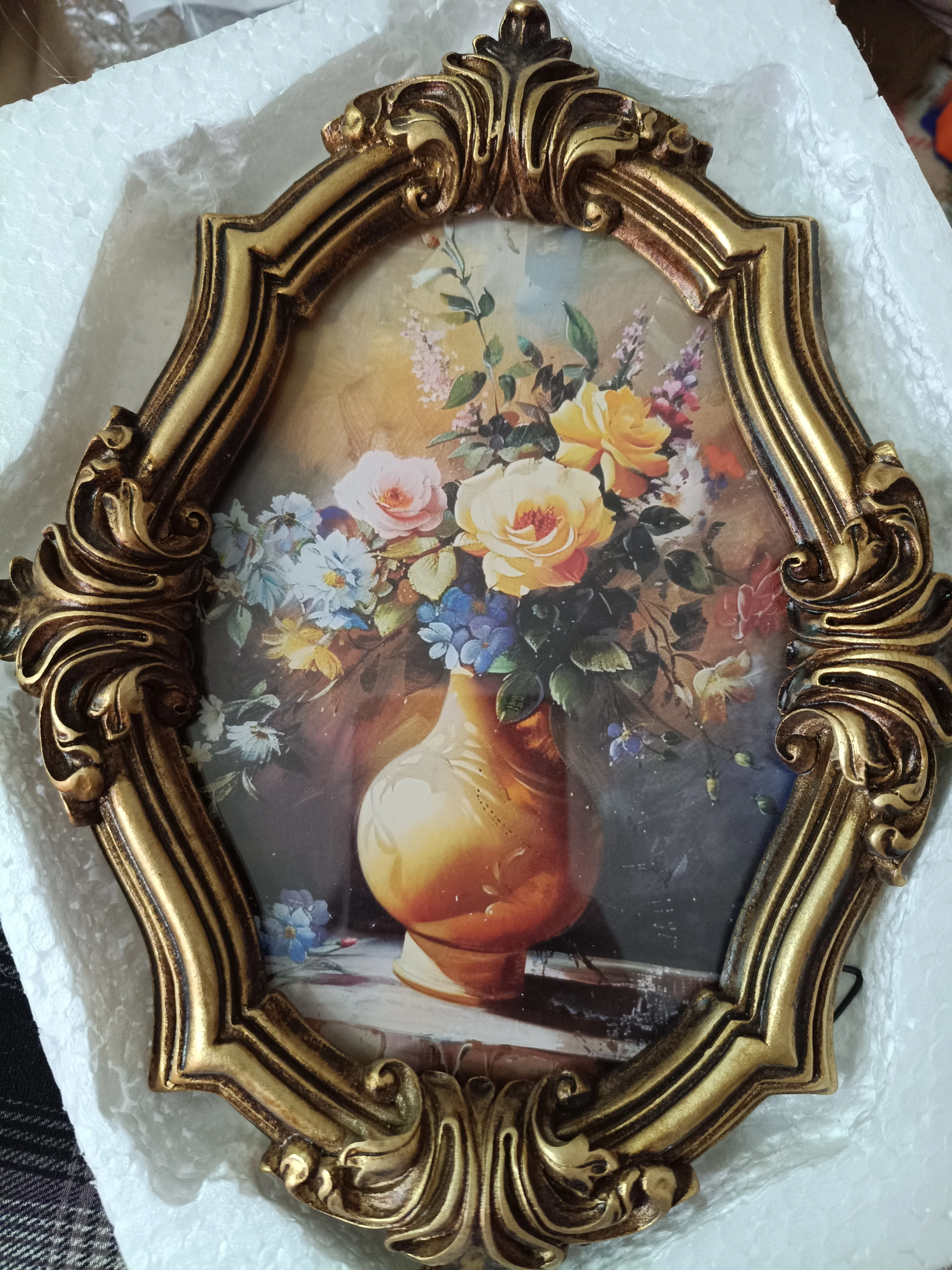European Carved Homestay Decoration Painting American Bedroom Background Wall Combination Hanging Resin Frame