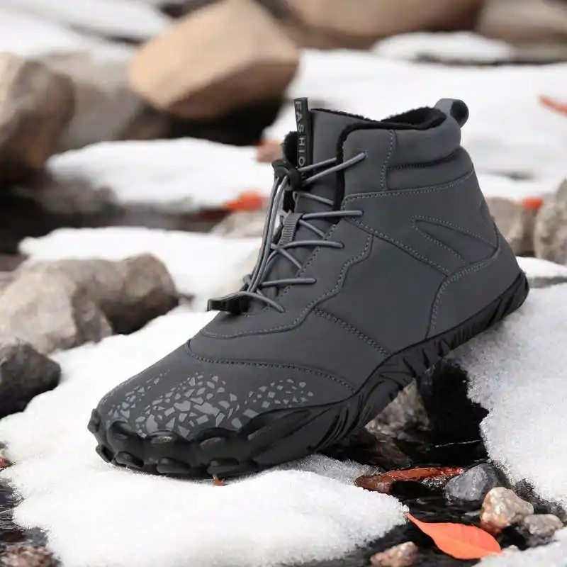 

Высокие туфли большого размера на каблуках. Спортивная обувь на платформе. Женская обувь. Повседневные кроссовки. Коллекция бега.