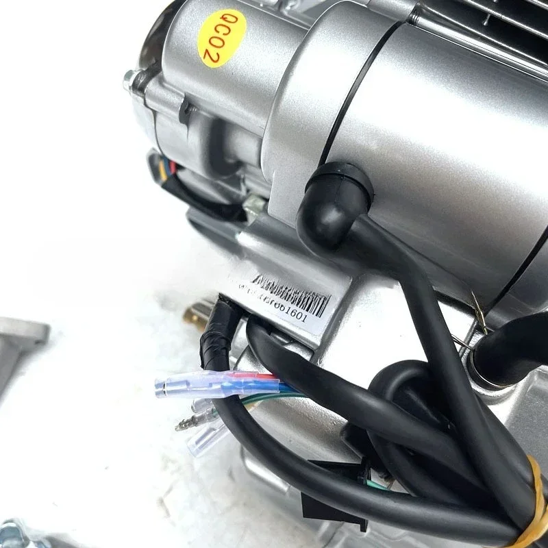 Four-wheeled ATV go-kart, motorcycle parts machine 250CC air-cooled reverse gear machine hand clutch off-road engine