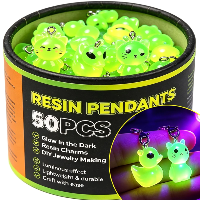 Luminous Creative Alien Duck Keychain DIY Glow-in-the-dark Alien Funny Pendant Handmade Accessory Resin Pendant Bag Phone Decor