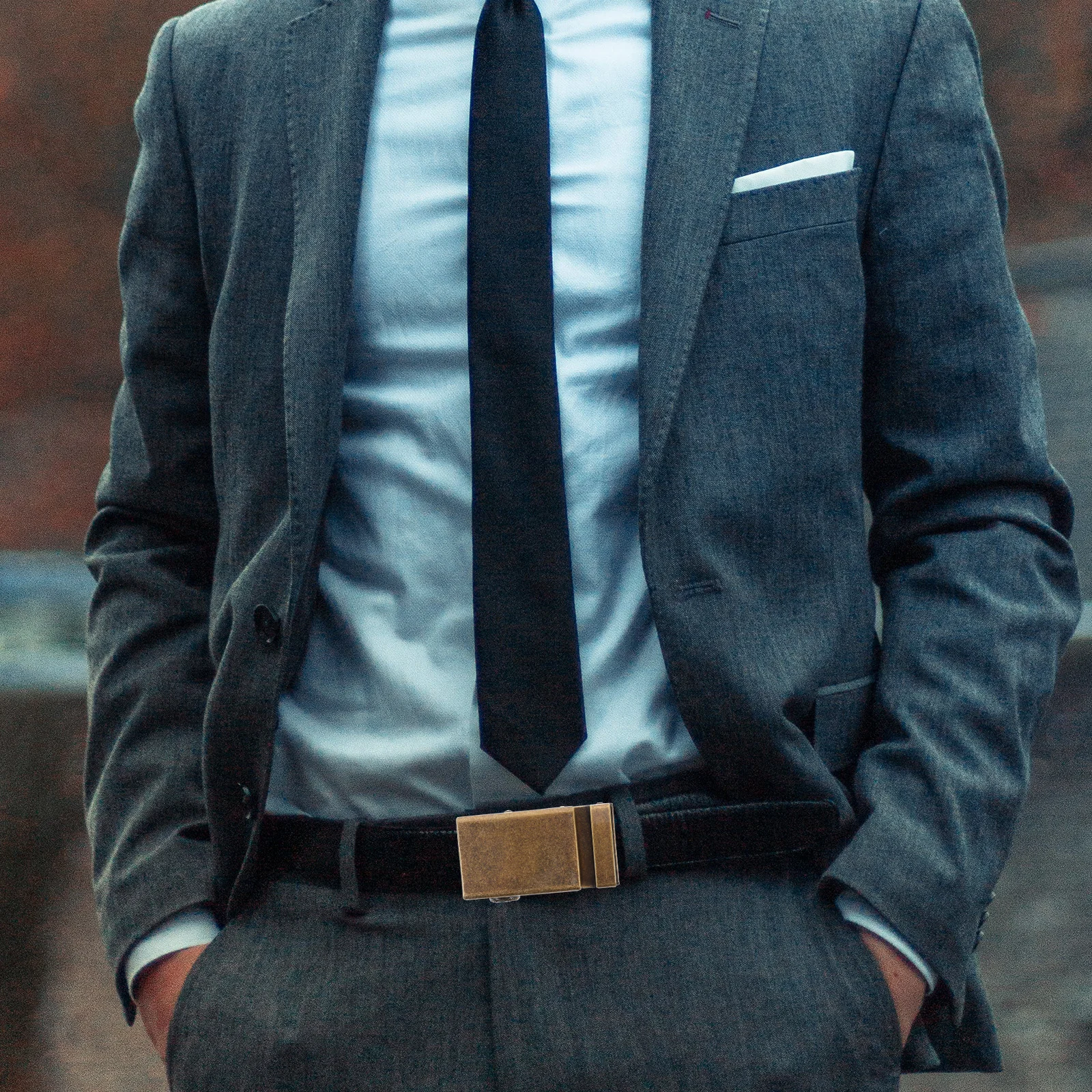 หัวเข็มขัดอัตโนมัติสำหรับผู้ชาย หัวเข็มขัดแบบรัด สำหรับชุดทำงานหรือชุดทางการ สีน้ำตาลอ่อน ทำจากโลหะผสม