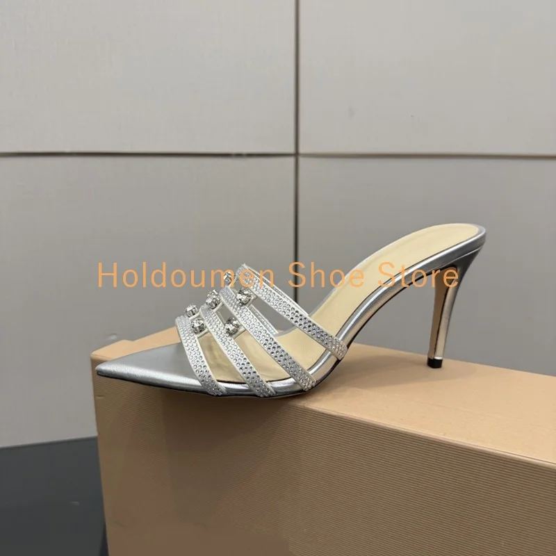 

Элегантные модные тапочки с бриллиантовым ремешком, пикантные модные тапочки с острым носком, роскошные тапочки на шпильке со стразами, модельные туфли для свадебного банкета