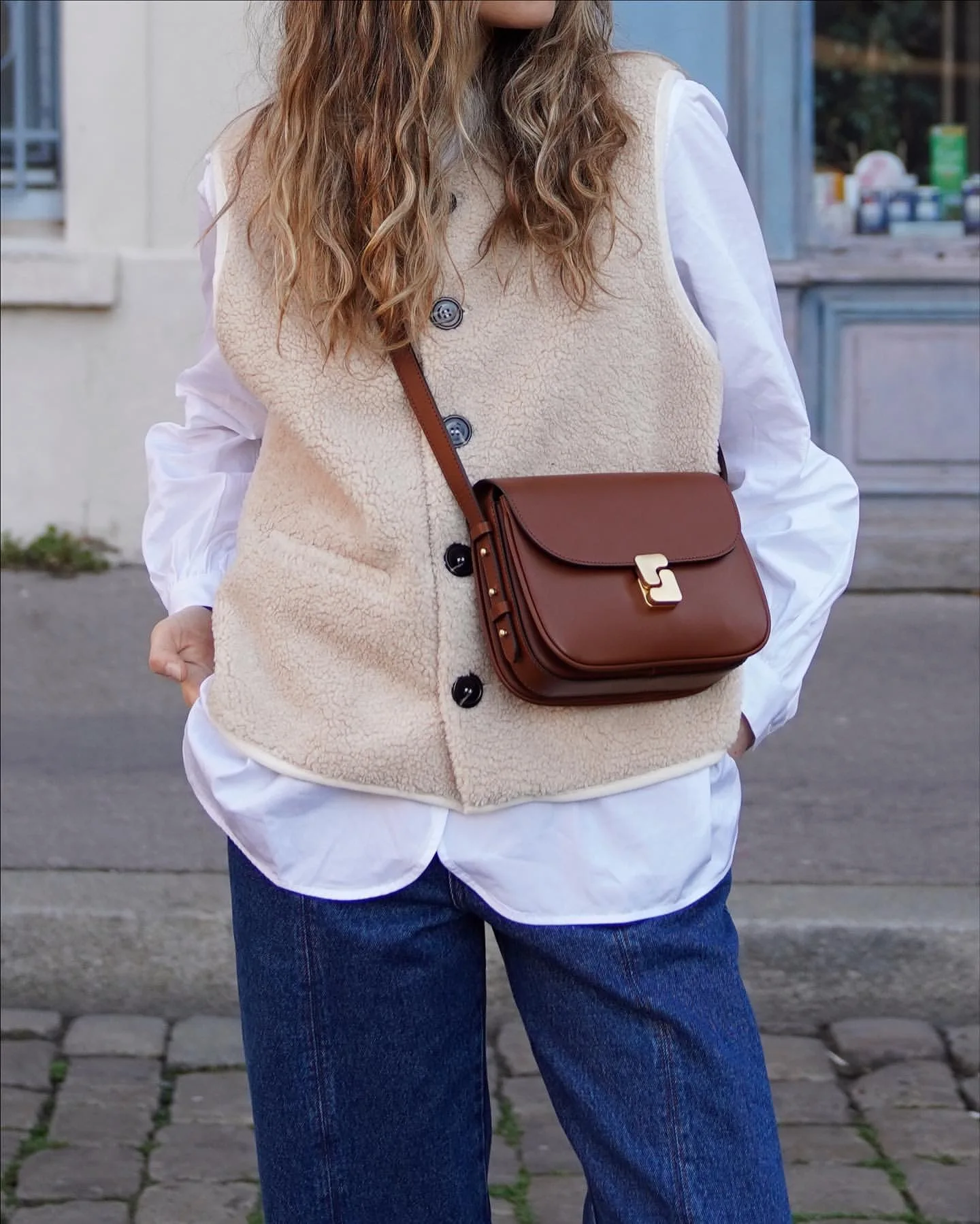 

Французский дизайн, женская сумка, верхний слой из коровьей кожи, маленькая квадратная сумка с текстурой Tofu, простая сумка через плечо.