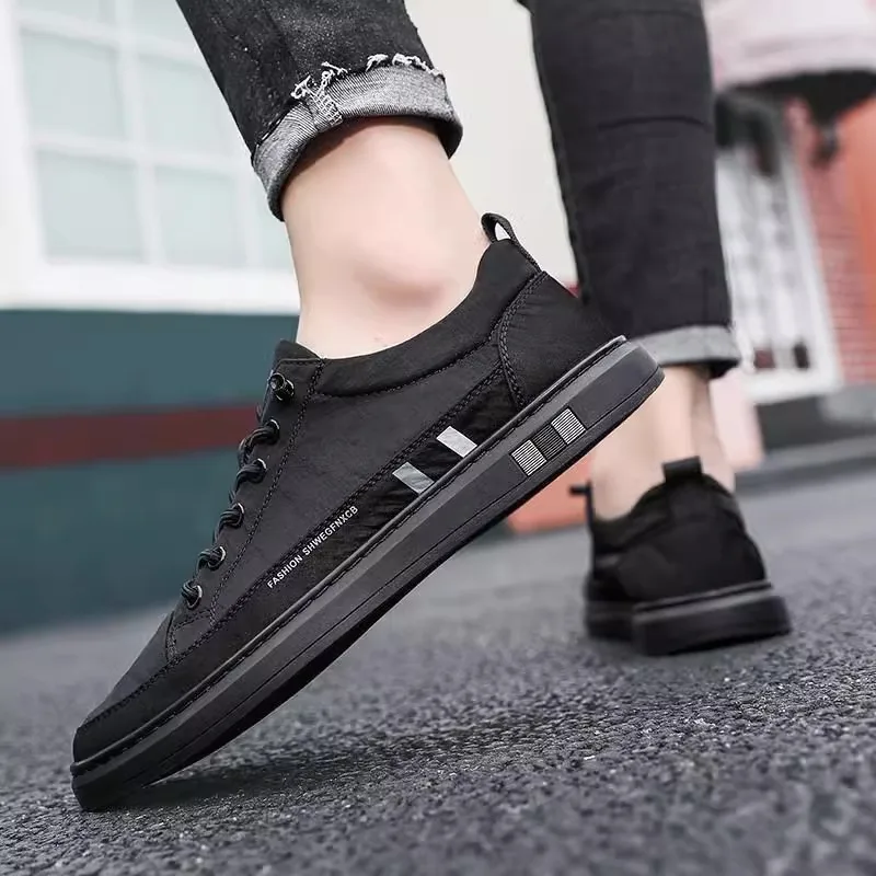 Men's Ice Knit Casual Shoes Autumn Breathable Lightweight Non-Slip Comfortable Work Sneakers Versatile Slip Resistant Flat Sole