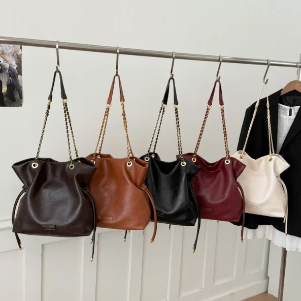 

Fashion Casual Retro Niche Women's Bags, Exquisite and Simple Women's Diagonal Straddle Bags, Large-capacity Handbags