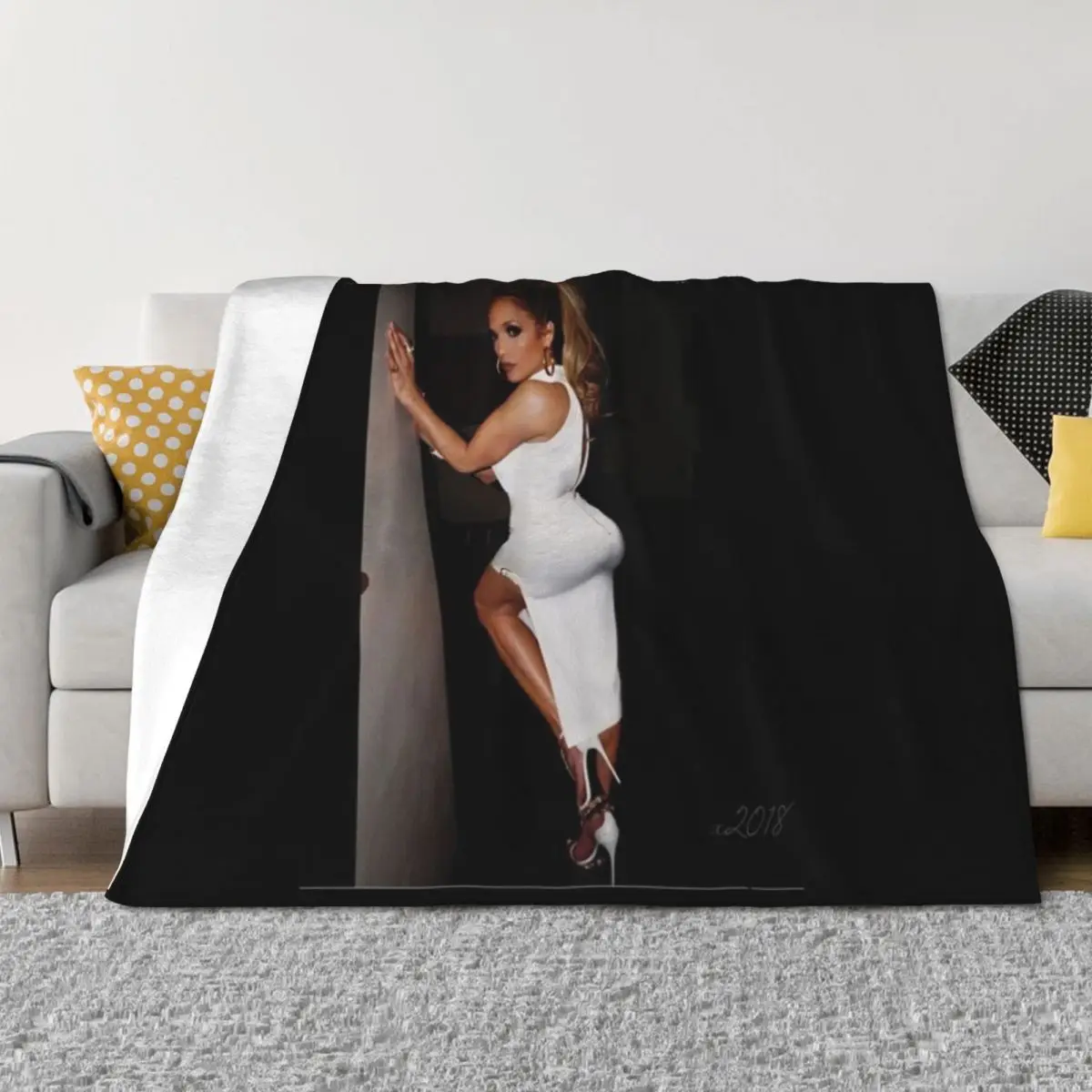 

Jennifer Lopez Classic .s Classic . Throw Blanket for winter Flannel Decorative Sofas Travel Blankets