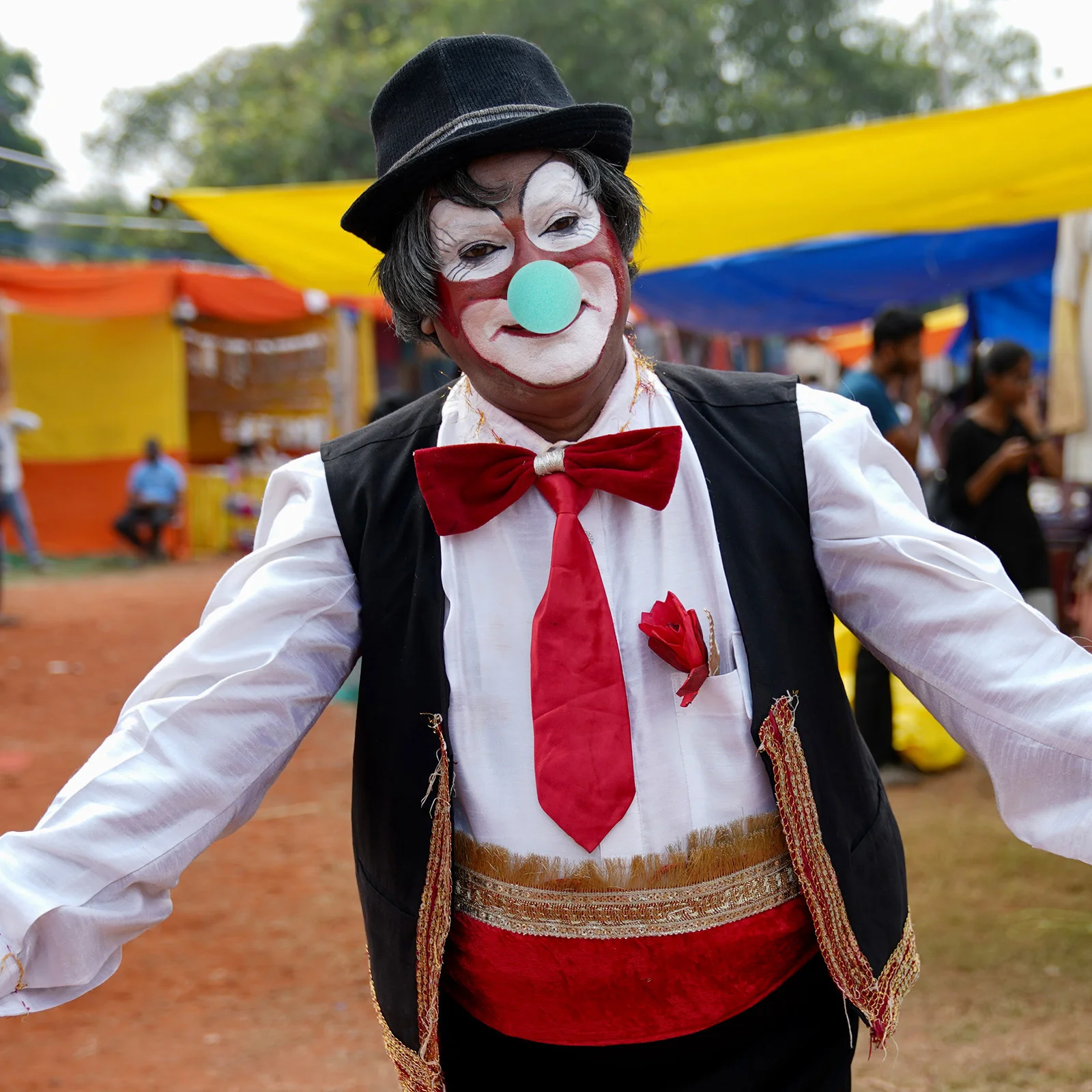 

40Pcs Clown Nose Red Sponge Safe Lightweight Wear Resistant for Carnival Cosplay Party Circus Props Circus Decorative Clown Prop