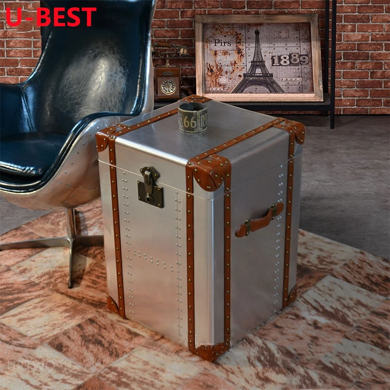 U-BEST Retro Bedroom Furniture Aviation Style Vintage Bedside Table Wine Side Trunk Cabinet with Wheels Wooden Storage Trunk