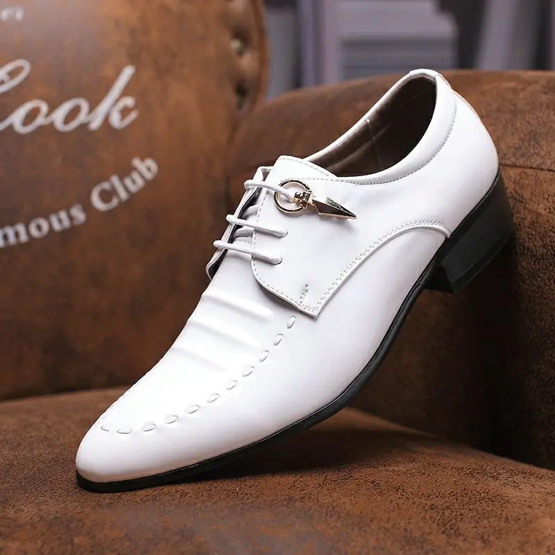 

Сплошной цвет, модельные туфли в британском стиле, мужской белый праздничный костюм, итальянская одежда 39, роскошная дизайнерская новая официальная социальная обувь для мужчин