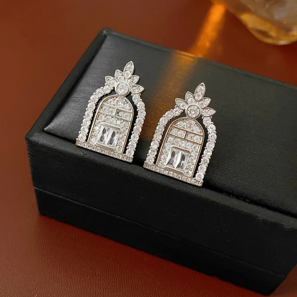 Exquisite Sparkling Silver Color Hollow Arch‑Shaped Inlay Zircon Stud Earrings for Women Formal Celebratory Gathering Jewelry