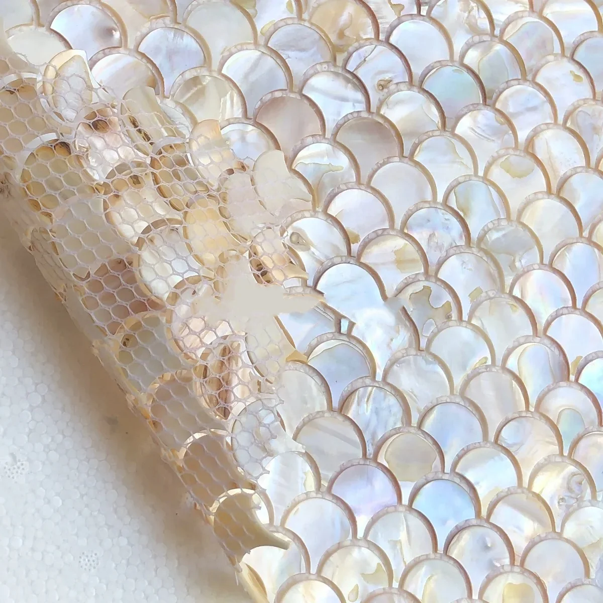 Natural Shell Mosaic Tile Natural White Mother of Pearl Wall Backsplash Bathroom Tiles fish scale sheet kitchen