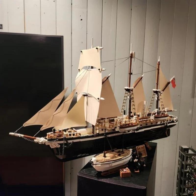 The Creative Triple-Masted Barquentine Ship Assembly Building Blocks with Bow Reinforcement Dispaly Model Birthday Gifts