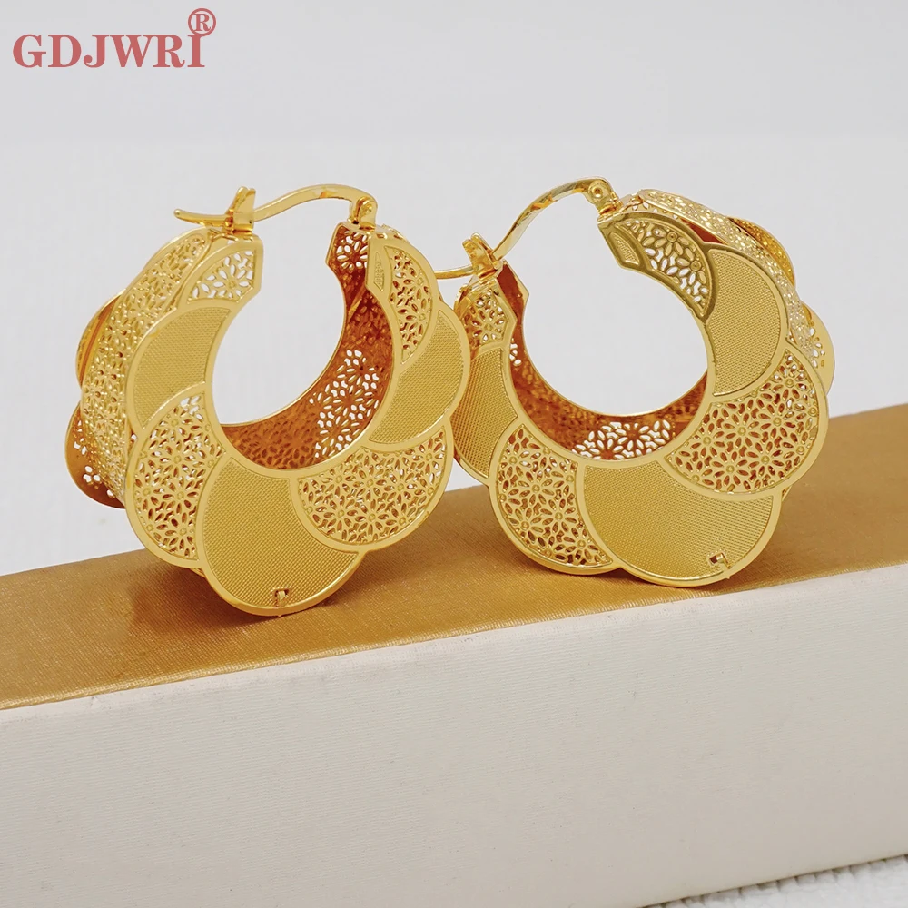 

Luxury Dubai Gold Color Flower Hollow Out Hoop Earrings For Women Copper Drop Earring Jewelry Anniversary Gifts Daily Wear