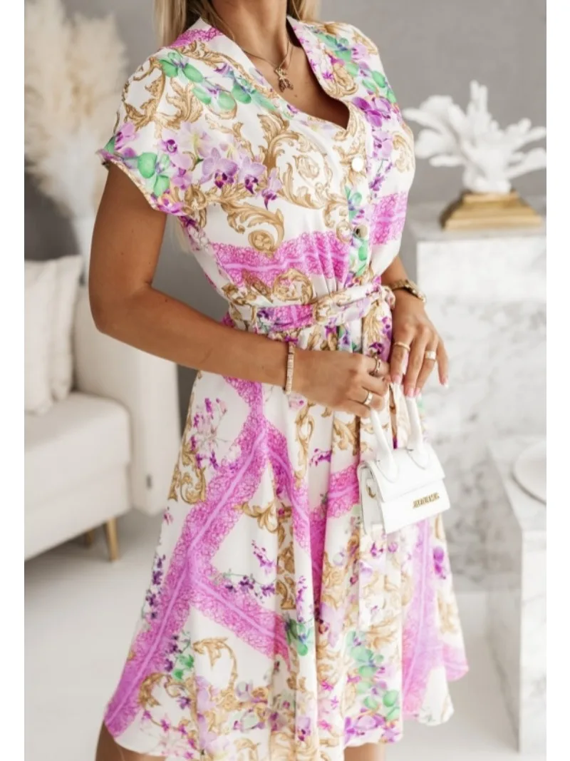 女性用Vネックの膝丈ドレス,ファッショナブルなプリントベルト,半袖,カジュアル,ボタン付き