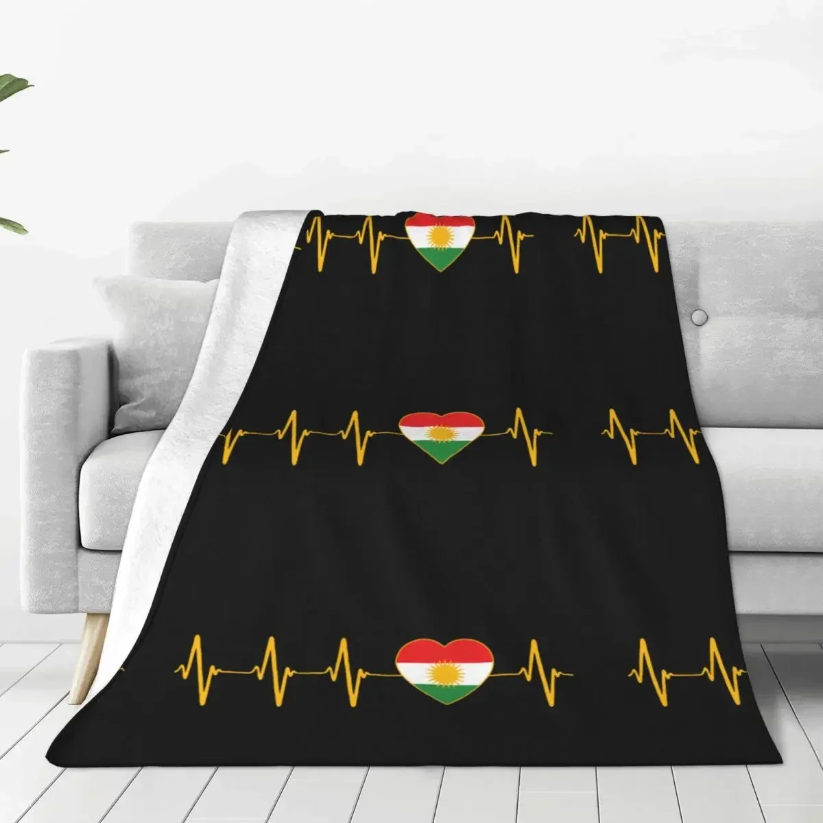 

Kurdish Heartbeat Flag I Love Kurdistan Velvet Throw Blanket Blankets for Home Office Warm Bedspread