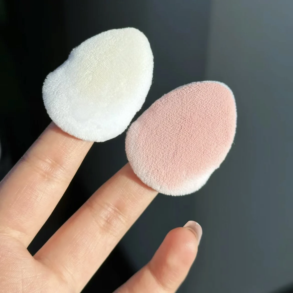 Flower Knows Mini Finger Powder Puff For Eye & Corner Super Soft Sponge Cotton Blender Foundation Mix 2 Pc/Pack Makeup