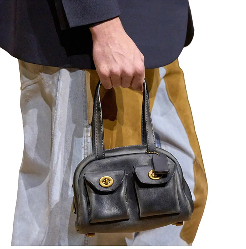 

Niche Design Single Shoulder Motorcycle Soft Leather Handbag New Vintage Spicy Girl Style Multi-Pocket Underarm Women's Bag