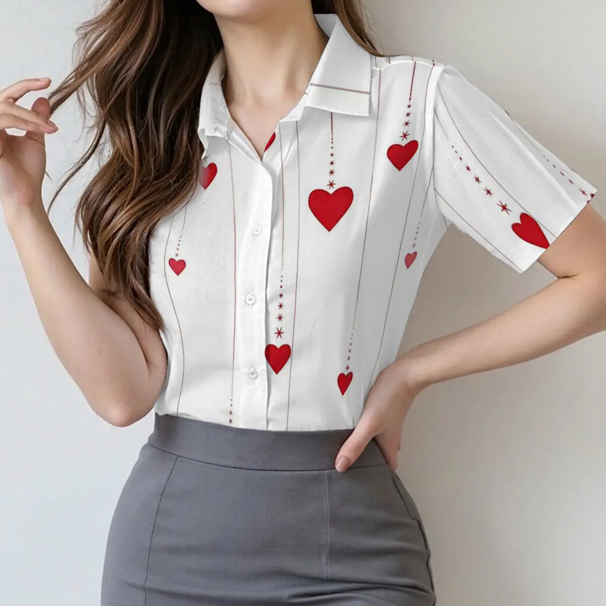 

Женская летняя рубашка с короткими рукавами и узорами в виде сердечек и цепочек, нежная, в ретро-стиле, мягкая и милая, идеально подходит для свиданий и встреч.