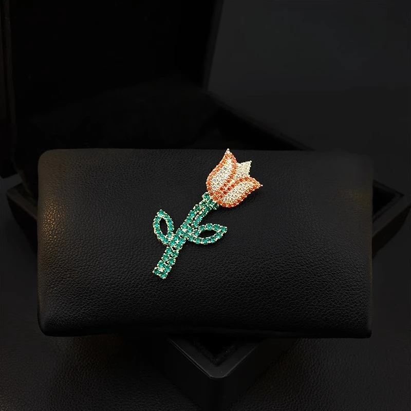 

Swinging Rose Brooch for Women Luxury Blazer Flower Accessory Neckline Anti-slip Clasp Pin Chic Evening Party Jewelry Gifts 5282